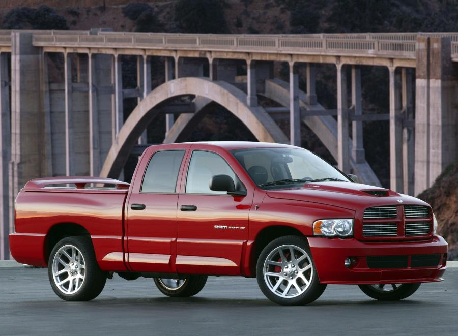  Dodge Ram SRT10 Quad Cab 2005 года  (фото 2 из 27)
